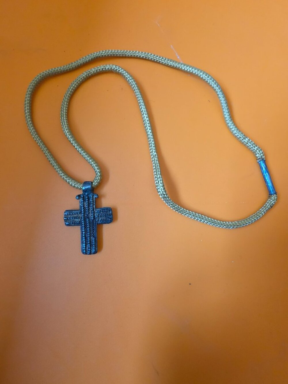 old metallic metal cross with rope old fashion necklace about 18 inch